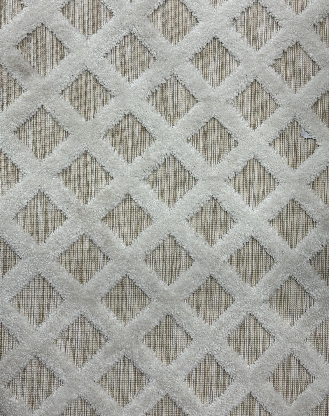 Rental store for DIAMOND RUG IVORY 5  X 7 in Mishawaka IN